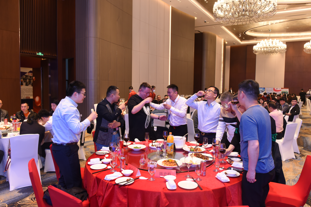 海通之夜——欢迎晚宴暨2022年度中国硅产业优质供应商颁奖典礼