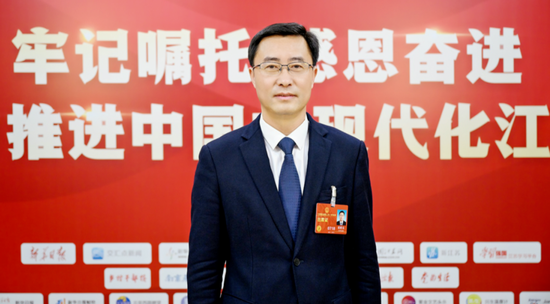 全国人大代表、洋河股份董事长张联东：厚植家国情怀，助力时代梦想