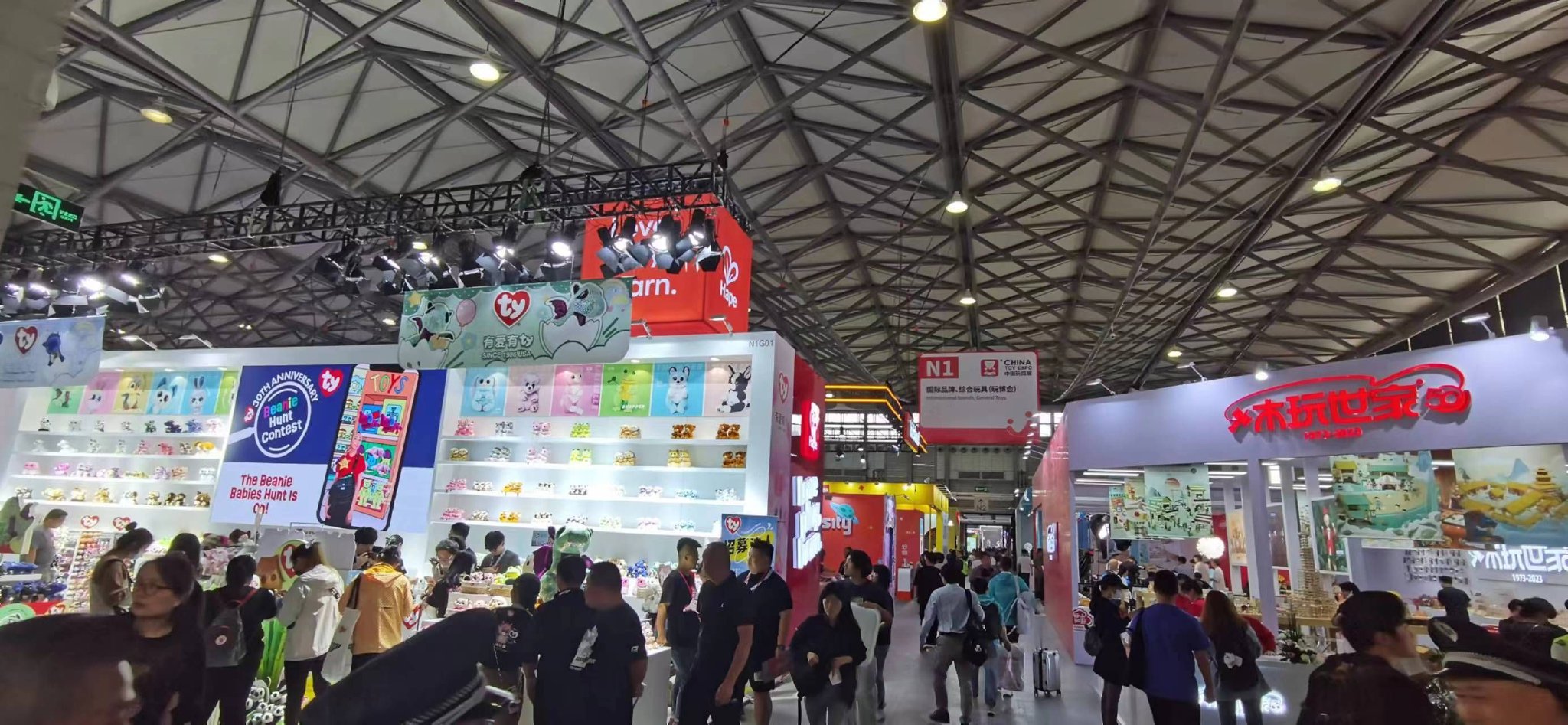 2240个全球IP亮相授权展，海外授权商加速推动本土化落地