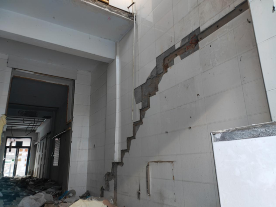 黑龙江一棚改小区9年成危楼，住建纪委等部门介入丨深度